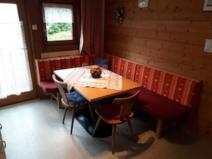 Dining - Nieslerhof Comfortable Holiday Residence (Mayrhofen)