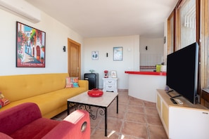 Apartment | Exterior - La Caracola - Apartment In Torremolinos. Free Wifi (Torremolinos)