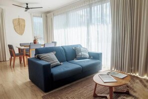 Living area - new Tropical Paradise: 2BR with Infinity Pool (Tulum)