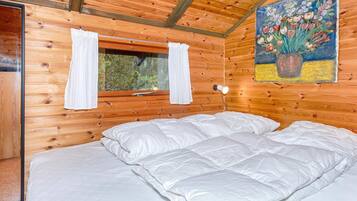 Rumah | 2 kamar tidur dan dilengkapi dengan perabotan berbeda-beda