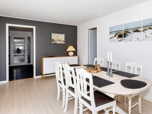 House | Dining - 4 Star Holiday Home in Blokhus (Blokhus)