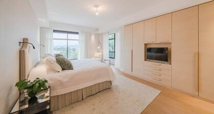 Inviting Holiday Home With Swimming Pool