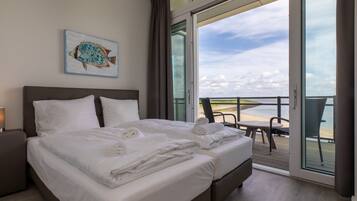 House | 2 bedrooms, bed sheets