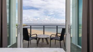 House | 2 bedrooms, bed sheets