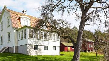 House | Exterior