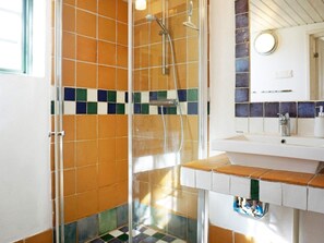 House | Bathroom