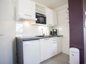 Apartment | Private kitchen