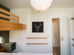 Apartamento | 1 dormitorio, mobiliario individual, ropa de cama