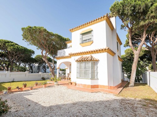 Villa Pinares - House In Chiclana De La Frontera