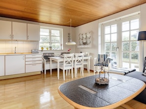 House | Private kitchen - 4 Person Holiday Home in Karrebaeksminde (Karrebæksminde)
