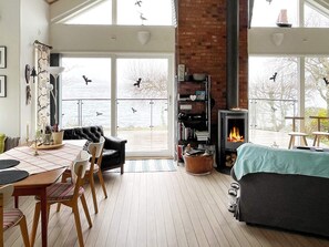 House | Dining