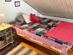 House | 2 bedrooms, individually furnished