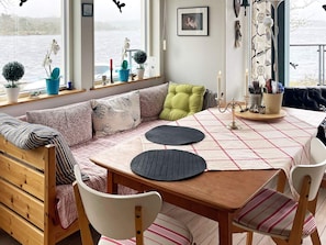 House | Dining