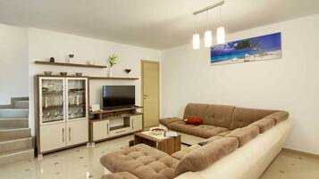 Villa | Living area
