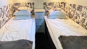 House | 2 bedrooms, individually furnished