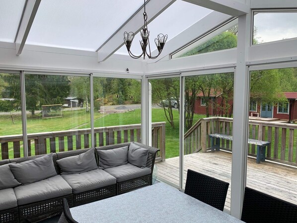 الإطلالة من المنشأة