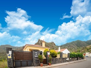House | Exterior