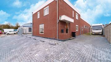 Apartment | Exterior