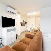 Serene Stay With All You Need