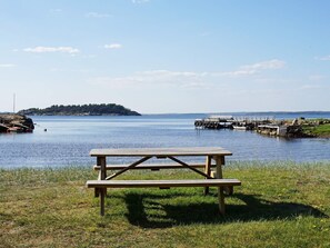 House - 5 Person Holiday Home in Stromstad (Stromstad)