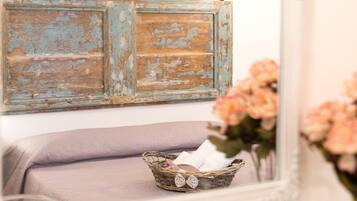 Apartemen | 2 kamar tidur dan dilengkapi dengan perabotan berbeda-beda