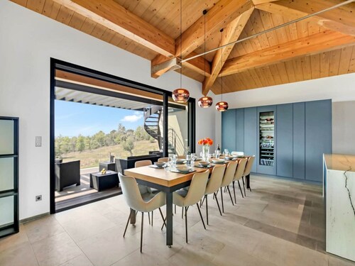 Majestic Holiday Home With Pool