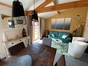 Living room - Holiday Home in Koksijde Near Sint-andre Beach (Koksijde)