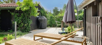 6 Person Holiday Home in Korsor