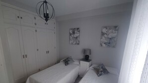 Apartment | Exterior - Playamar - Apartment In Cadiz. Free Wifi (Cádiz)