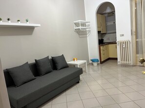 Blackout curtains, free WiFi - Bed2Go Botticelli (Turin)