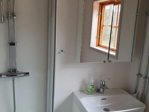 House | Bathroom - 4 Star Holiday Home in Yxlan (Yxlan)