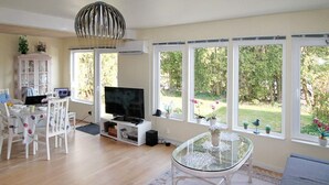 House | Dining