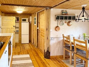 House | Private kitchen - 5 Person Holiday Home in Hogsby (Högsby)