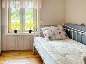 House | 3 bedrooms - 5 Person Holiday Home in Hogsby (Högsby)