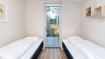 House | 4 bedrooms, individually furnished