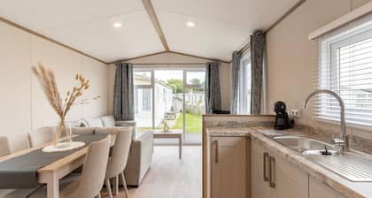 Chalet in De Haan Near Sandy Beaches