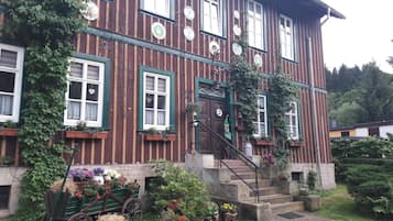 Apartment | Exterior