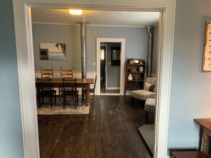 Dining - Historic beach view house in Providence Bay. (Providence Bay)