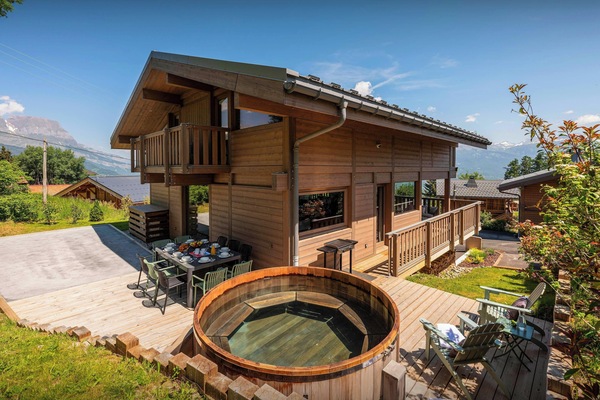 Terrasse avec bain nordique