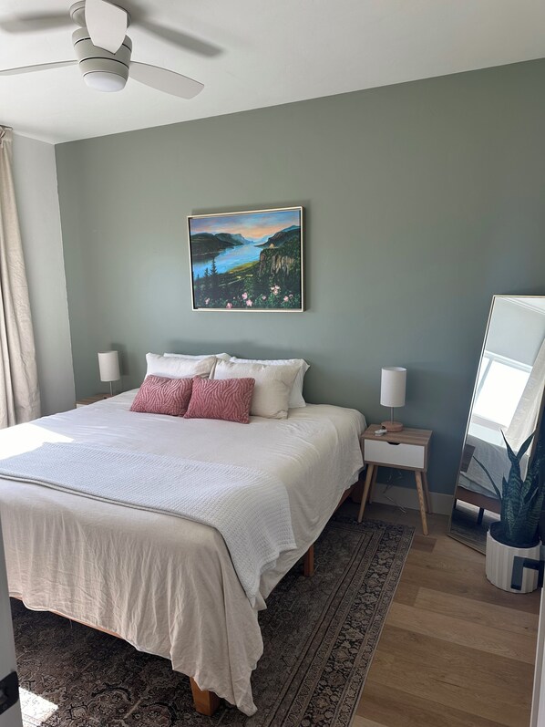 2 bedrooms, WiFi, bed sheets