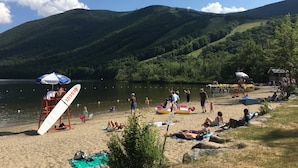 Beach - F26 Bretton Woods home steps from the slopes, AC, pool passes, discounted cog tix! (Bretton Woods)