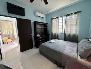 9 多间卧室、熨斗/熨衣板、WiFi、床单