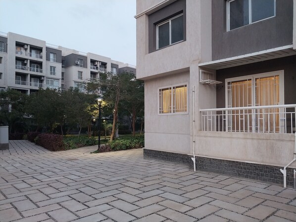 Exterior - Charming 1-bedroom apartment with AC, WiFi in phenomenal Cairo Governorate (Madienty)