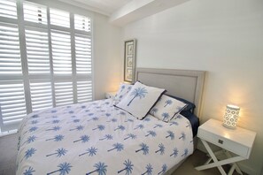 1 slaapkamer, een strijkplank/strijkijzer, gratis wifi, beddengoed