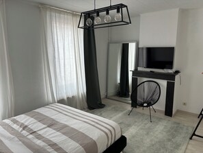 Fer et planche à repasser, Wi-Fi gratuit