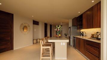 Fridge, microwave, stovetop, coffee/tea maker