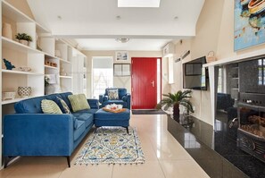 Living area - Beachfront Break - 2 bedroom home (County Kerry)