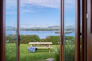 Interior - Waterfront Annex one bedroom annex (Dingle)