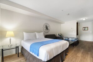 WiFi, bed sheets
