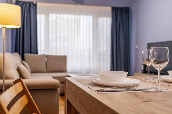 TV - Peaceful Apartment with FREE Parking (Varna)